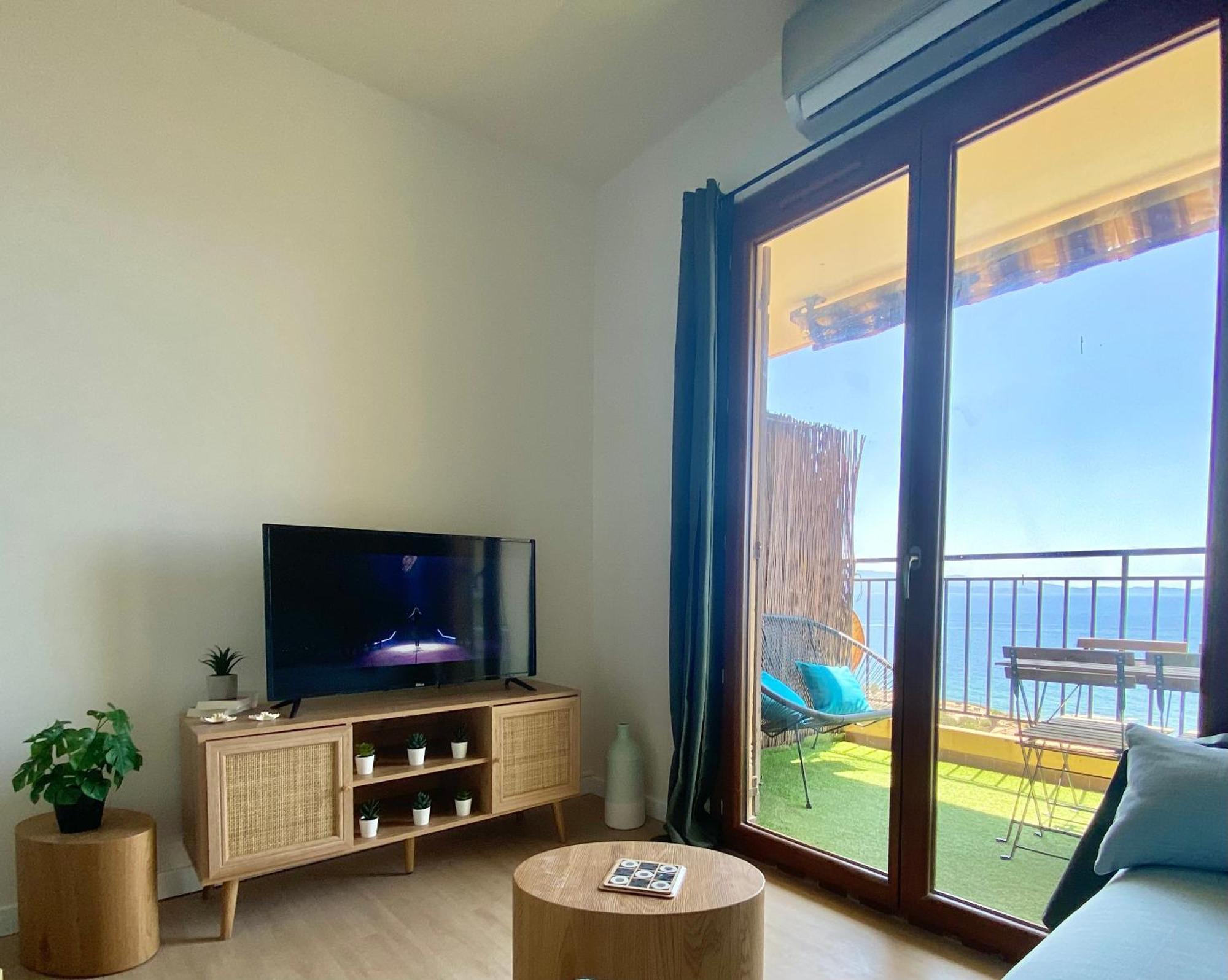 Apartment Vue Exceptionnelle !! Calme Et Lumineux Sur La Prestigieuse Route Des Sanguinaires A