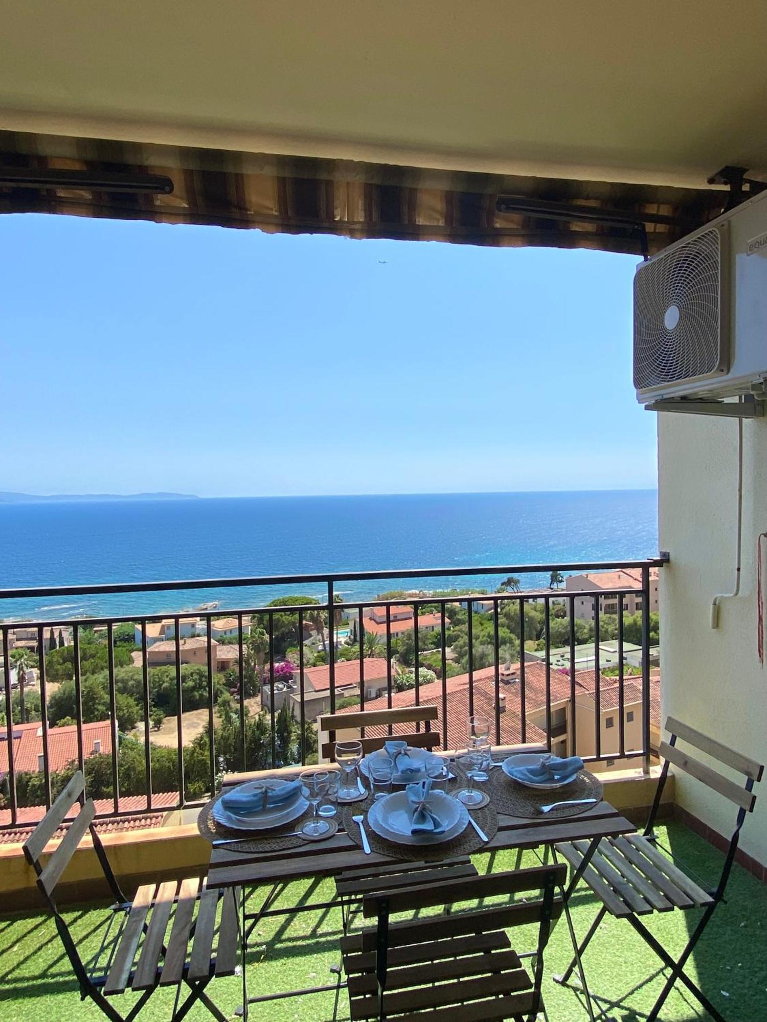 Apartment Vue Exceptionnelle !! Calme Et Lumineux Sur La Prestigieuse Route Des Sanguinaires A